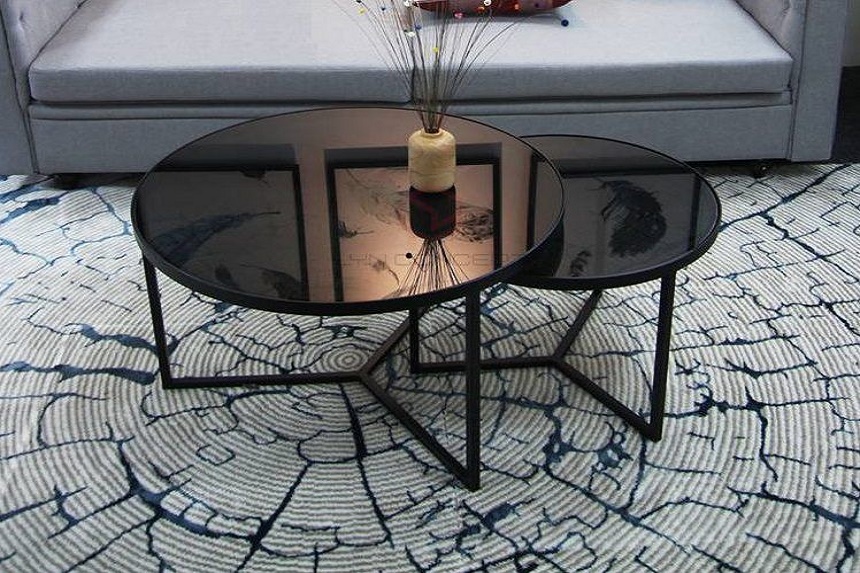 bàn kính tròn nhỏ