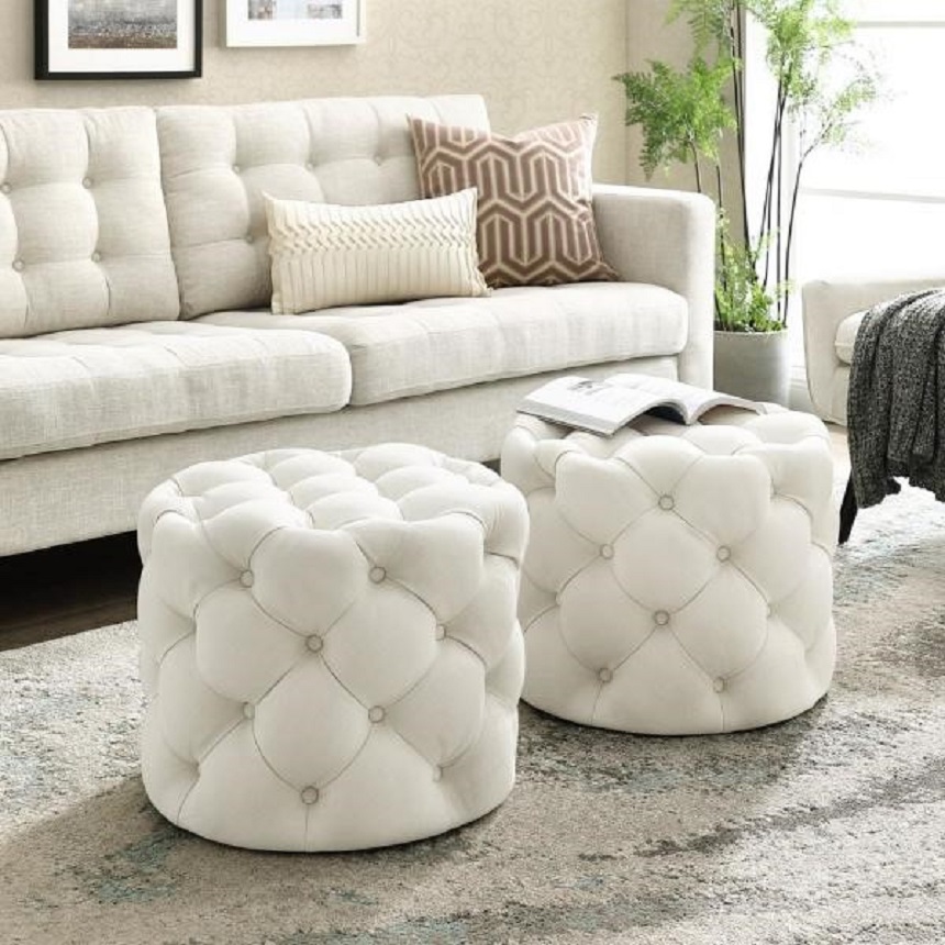 Đôn tân cổ điển nên kết hợp với loại ghế sofa nào?