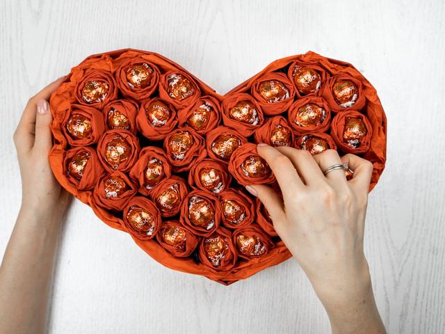 Zeige deine Liebe mit handgemachten Valentinstagsgeschenken für Männer Zeige deine Liebe mit handgemachten Valentinstagsgeschenken für Männer