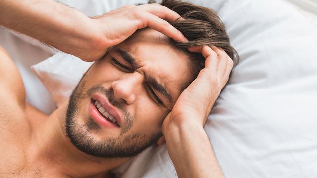 Praktische Tipps, um Übelkeit bei einem Kater loszuwerden Praktische Tipps, um Übelkeit bei einem Kater loszuwerden
