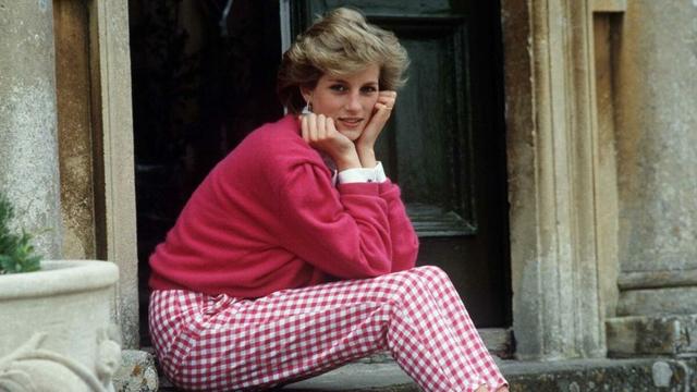 War Prinzessin Diana schwanger zum Zeitpunkt ihres tödlichen Unfalls? War Prinzessin Diana schwanger zum Zeitpunkt ihres tödlichen Unfalls?