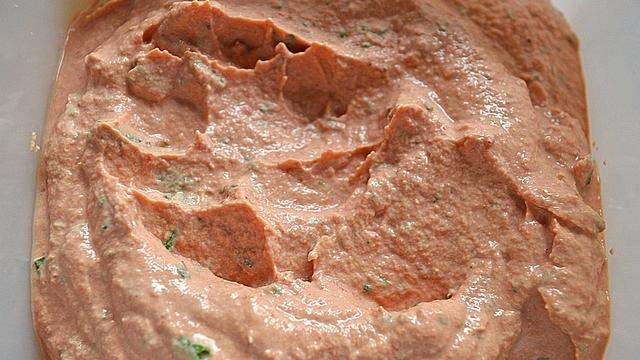 Kreative Dip-Ideen mit Frischkäse für jeden Anlass Kreative Dip-Ideen mit Frischkäse für jeden Anlass