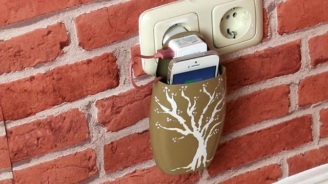 Upcycling-Trends: Handyhalterung selber machen mit Alltagsgegenständen Upcycling-Trends: Handyhalterung selber machen mit Alltagsgegenständen