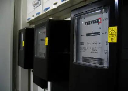 Wirtschaftlicher und attraktiver: Neue Regelungen ermöglichen rückwärtslaufende Stromzähler für Balkonkraftwerke ab 2024 Wirtschaftlicher und attraktiver: Neue Regelungen ermöglichen rückwärtslaufende Stromzähler für Balkonkraftwerke ab 2024