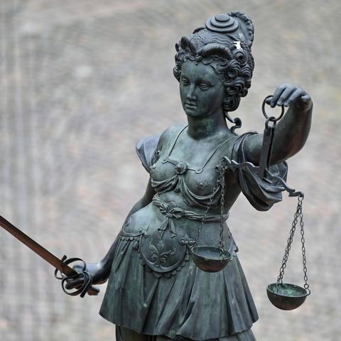 Ab wann ist man strafmündig? Altersgrenzen und rechtliche Konsequenzen Ab wann ist man strafmündig? Altersgrenzen und rechtliche Konsequenzen