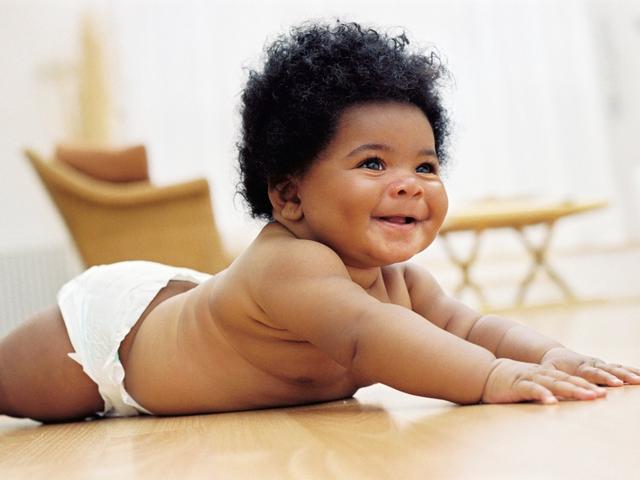 Ab wann können Babys robben? Ein Überblick für Eltern Ab wann können Babys robben? Ein Überblick für Eltern