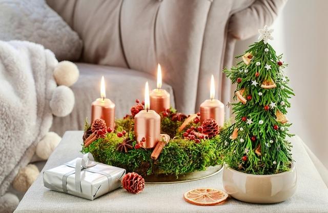 Zeitgemäße Adventskränze zum Selbermachen: Kreative Anleitungen für moderne Weihnachtsdeko Zeitgemäße Adventskränze zum Selbermachen: Kreative Anleitungen für moderne Weihnachtsdeko