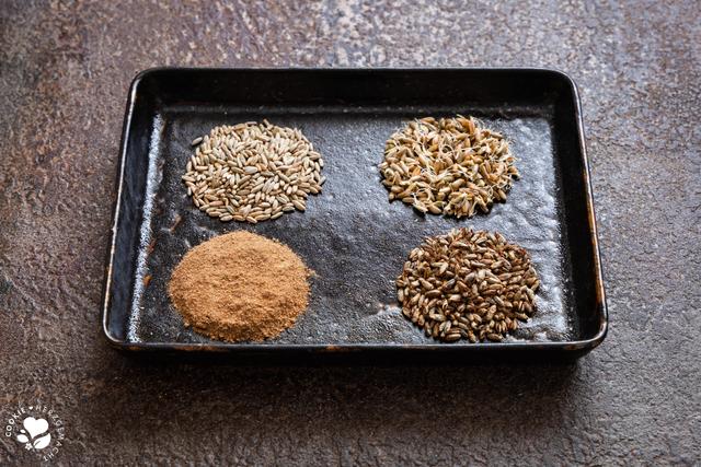 Alternative zu Backmalz: Honig oder Rübensirup als Ersatzprodukte Alternative zu Backmalz: Honig oder Rübensirup als Ersatzprodukte