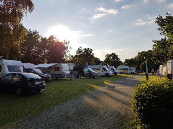 P&R Lösungen für den Besuch des Cannstatter Volksfestes: Parkmöglichkeiten außerhalb der Umweltzone P&R Lösungen für den Besuch des Cannstatter Volksfestes: Parkmöglichkeiten außerhalb der Umweltzone