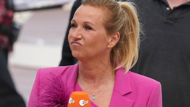 Termine für 2023 bereits bestätigt: Andrea Kiewel bleibt dem Fernsehgarten treu Termine für 2023 bereits bestätigt: Andrea Kiewel bleibt dem Fernsehgarten treu