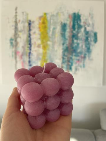 Trendige It-Pieces: Bubble-Kerzen ganz einfach selbst nachmachen Trendige It-Pieces: Bubble-Kerzen ganz einfach selbst nachmachen
