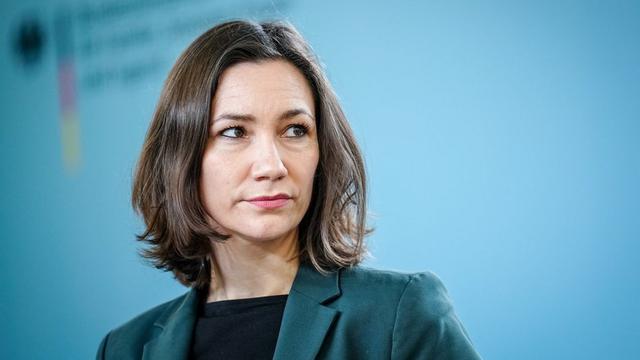Anne Spiegel tritt als Bundesfamilienministerin zurück: Was macht sie jetzt? Anne Spiegel tritt als Bundesfamilienministerin zurück: Was macht sie jetzt?