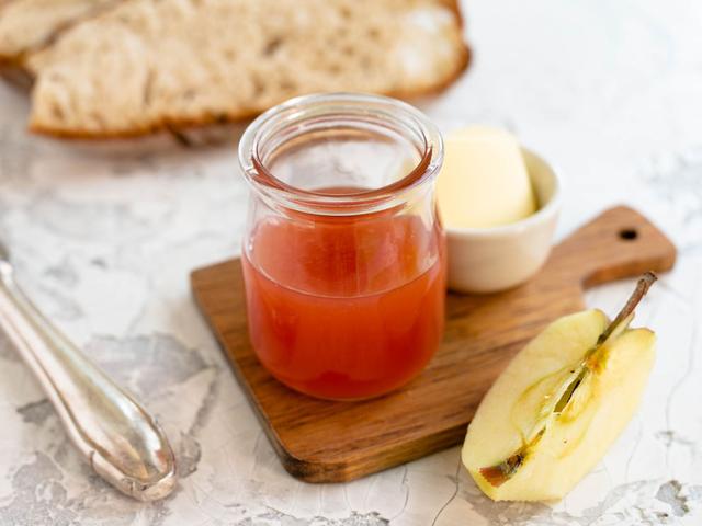 Bio und regional: Nachhaltiges Apfelkraut selbst herstellen Bio und regional: Nachhaltiges Apfelkraut selbst herstellen