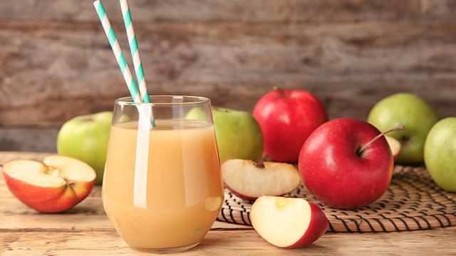 Leckerer Apfelsaft selbst herstellen: Tipps und Tricks mit Entsafter