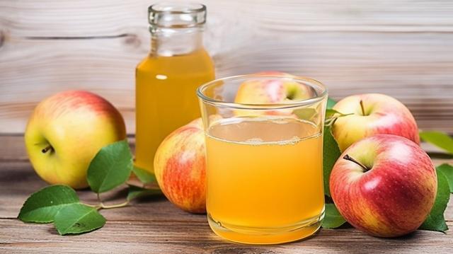 Apfelsaft selber machen: Einfache Anleitung mit Entsafter