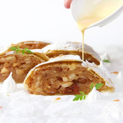 Knuspriger Apfelstrudel: So gelingt der Teig perfekt! Knuspriger Apfelstrudel: So gelingt der Teig perfekt!