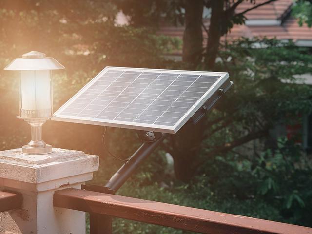 Vorteile einer individuell zusammengestellten Balkon-Solaranlage Vorteile einer individuell zusammengestellten Balkon-Solaranlage