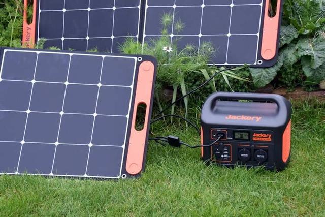 Kosten und Nutzen: Rentiert sich ein selbstgebauter Balkonkraftwerk? Kosten und Nutzen: Rentiert sich ein selbstgebauter Balkonkraftwerk?