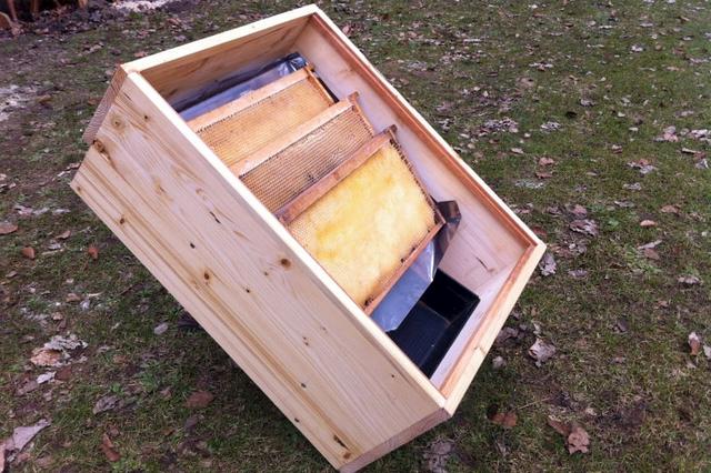 Schritt-für-Schritt-Anleitung: Eigenbau eines Sonnenwachsschmelzers Schritt-für-Schritt-Anleitung: Eigenbau eines Sonnenwachsschmelzers