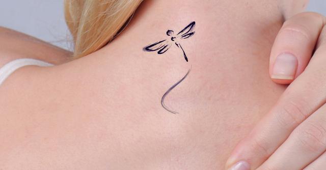 Die spirituelle Bedeutung eines Libellen-Tattoos: Leben im Hier und Jetzt Die spirituelle Bedeutung eines Libellen-Tattoos: Leben im Hier und Jetzt