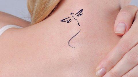 Ein Libellen-Tattoo als persönliche Botschaft: Aufmerksamkeit für deine Wünsche Ein Libellen-Tattoo als persönliche Botschaft: Aufmerksamkeit für deine Wünsche
