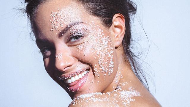 Bittersalz: Einsatz als Abführmittel, Badezusatz und Hautpeeling Bittersalz: Einsatz als Abführmittel, Badezusatz und Hautpeeling