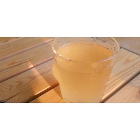 Brottrunk: Ein probiotisches Getränk mit vielen Vitaminen und Mineralstoffen Brottrunk: Ein probiotisches Getränk mit vielen Vitaminen und Mineralstoffen