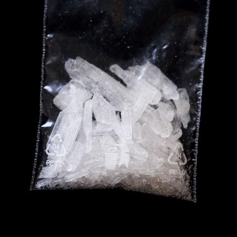 Crystal Meth: Wie wirkt die gefährliche Droge im Körper? Crystal Meth: Wie wirkt die gefährliche Droge im Körper?