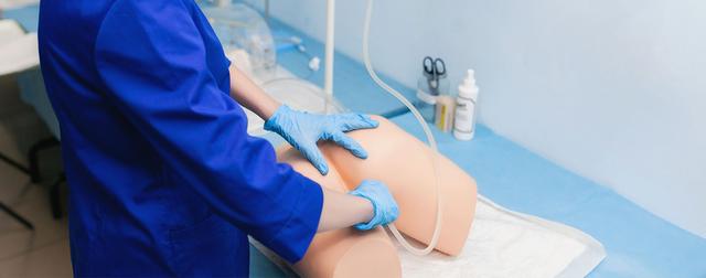 Gesundheit des Darms fördern: Die Vorteile einer selbstgemachten Darmspülung Gesundheit des Darms fördern: Die Vorteile einer selbstgemachten Darmspülung