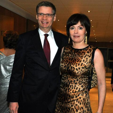 Von peinlichen Momenten bis zur Adoption: Die Geschichte von Günther Jauchs Töchtern