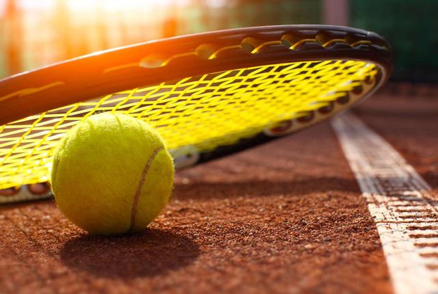 Variationen der Spieldauer beim Tennis Variationen der Spieldauer beim Tennis
