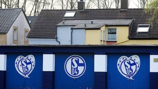 Finanzielle Probleme bei Schalke: Wie steht es um den Vereinshaushalt? Finanzielle Probleme bei Schalke: Wie steht es um den Vereinshaushalt?