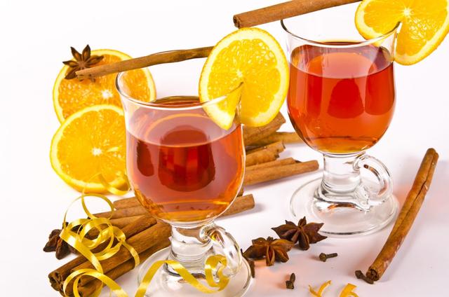 Wie man Grog zubereitet: Tipps und Tricks für den perfekten Genuss Wie man Grog zubereitet: Tipps und Tricks für den perfekten Genuss