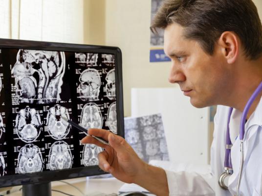 Die Arbeit eines Radiologen: Untersuchungstechniken und Krankheitsbilder Die Arbeit eines Radiologen: Untersuchungstechniken und Krankheitsbilder