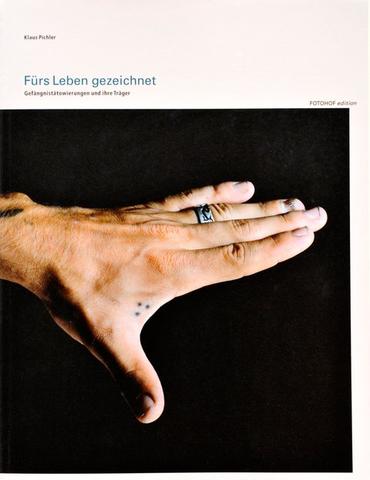 Hinter den 3 Punkten: Die verborgene Symbolik eines Tattoos Hinter den 3 Punkten: Die verborgene Symbolik eines Tattoos