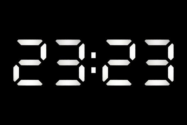 Die tiefere Bedeutung von 23:23 in der Numerologie erklärt Die tiefere Bedeutung von 23:23 in der Numerologie erklärt