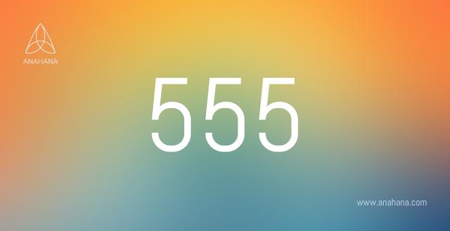 Die spirituelle Bedeutung der Engelszahl 555: Wandel und persönliches Wachstum