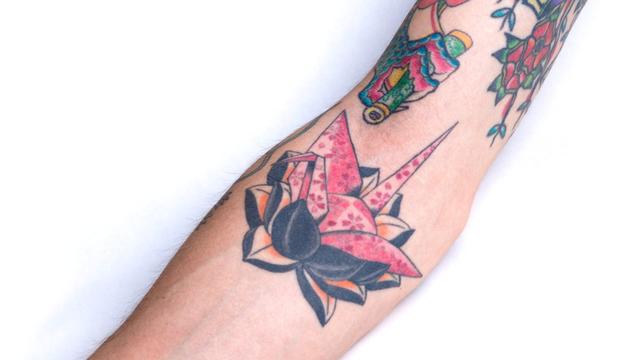 Lotusblume Tattoo: Reinheit, Schöpferkraft und Erleuchtung Lotusblume Tattoo: Reinheit, Schöpferkraft und Erleuchtung