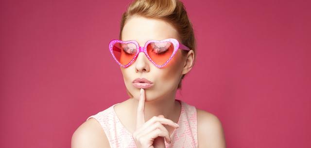 Was bedeutet die rosarote Brille in Beziehungen? Eine Untersuchung der veränderten Wahrnehmung durch Liebe Was bedeutet die rosarote Brille in Beziehungen? Eine Untersuchung der veränderten Wahrnehmung durch Liebe