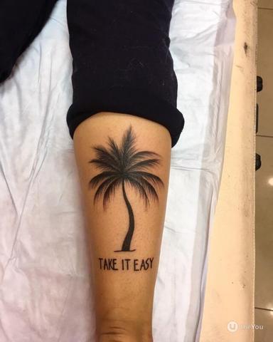 Die Bedeutung eines PalmenTattoos Symbolik und Ursprung Sieu Thi Do