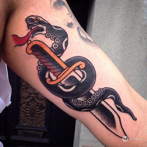 3. Die Bedeutung von Schlangen- und Drachentattoos in der fernöstlichen Tradition