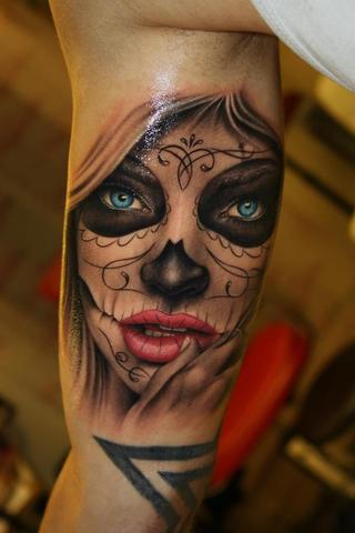 6. Mexikanischer Tattoo-Stil: Der Aufstieg der La Catrina-Motive 6. Mexikanischer Tattoo-Stil: Der Aufstieg der La Catrina-Motive