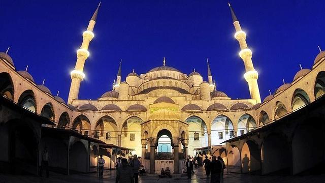 Die Bedeutung von Mirac Kandili 2023: Ein spirituelles Ereignis im Islam Die Bedeutung von Mirac Kandili 2023: Ein spirituelles Ereignis im Islam