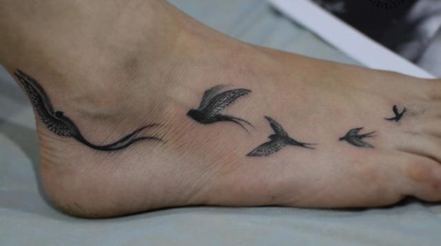Schwalben, Kolibris und mehr: Ästhetische Vogel-Tattoos ohne feste Bedeutung