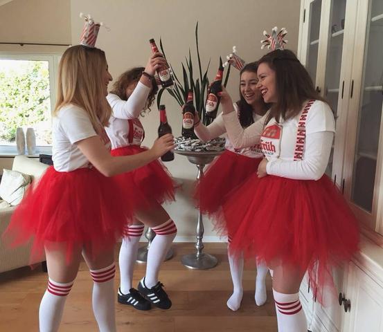 Spaßige und einzigartige Damen Kostüme selbst gestalten Spaßige und einzigartige Damen Kostüme selbst gestalten