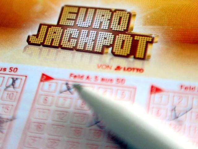 Wann ist die Eurojackpot-Ziehung? Alle Termine im Überblick Wann ist die Eurojackpot-Ziehung? Alle Termine im Überblick