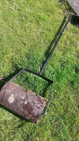 DIY-Projekt: So kannst du deine eigene Rasenwalze bauen DIY-Projekt: So kannst du deine eigene Rasenwalze bauen