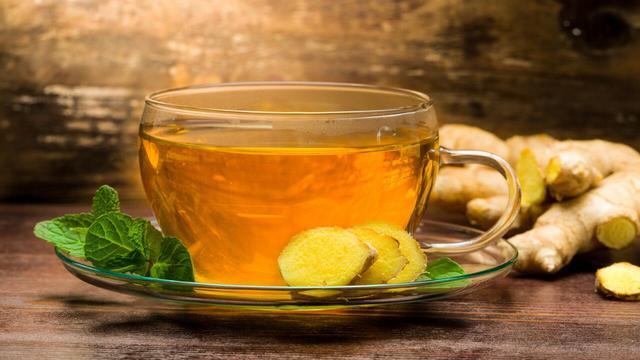 Ingwertee selber machen: Einfache Zubereitung für Genießer Ingwertee selber machen: Einfache Zubereitung für Genießer