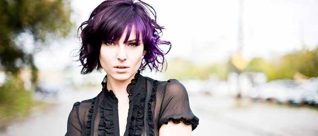 Lila als Farbe der sexuellen Identität: Eine historische Perspektive Lila als Farbe der sexuellen Identität: Eine historische Perspektive