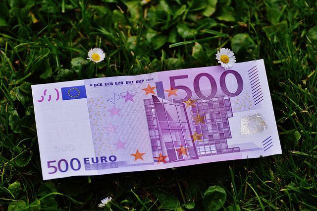 Ungültigkeit der 500-Euro-Scheine: Wann tritt diese Regelung in Kraft? Ungültigkeit der 500-Euro-Scheine: Wann tritt diese Regelung in Kraft?